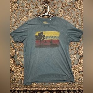 Prana mens tee Large